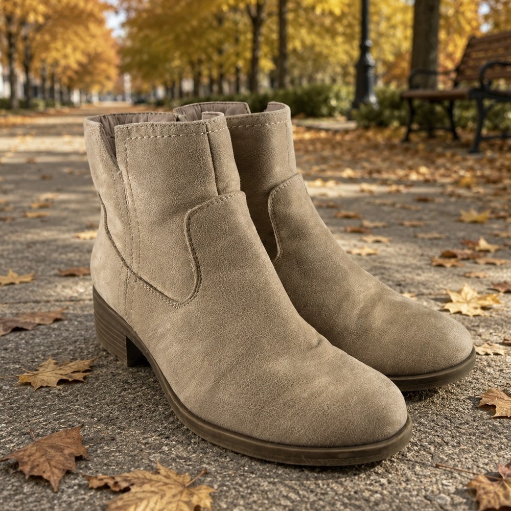 Frye and Co Estreley Ankle Booties Womens 5.5 Tan Suede Cowgirl Western Festival
